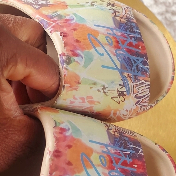 Classic Unisex Fashionable Slide Slippers  Designer Slippers Size 38 🌴 - Picture 5 of 7